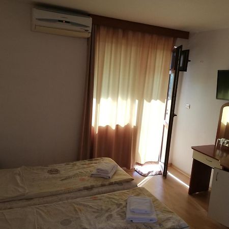 Hotel Strinava พรีมอร์สโก ภายนอก รูปภาพ